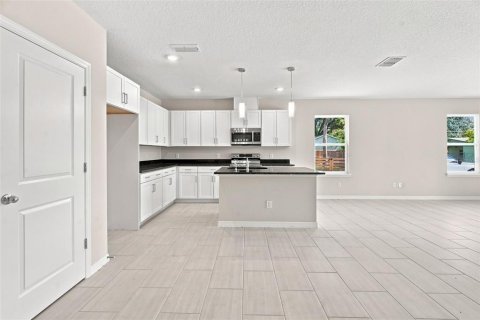 Villa ou maison à vendre à Sanford, Floride: 3 chambres, 173.73 m2 № 2289533 - photo 3