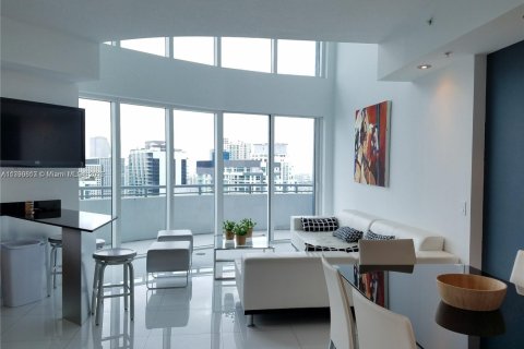 Condo in Miami, Florida, 3 bedrooms  № 2014593 - photo 7