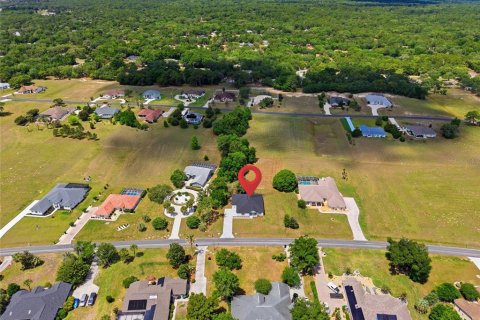 House in Inverness, Florida 4 bedrooms, 230.21 sq.m. № 2214874 - photo 3