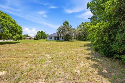 House in Inverness, Florida 4 bedrooms, 230.21 sq.m. № 2214874 - photo 4