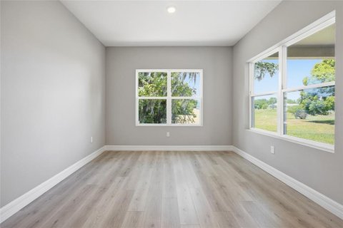 House in Inverness, Florida 4 bedrooms, 230.21 sq.m. № 2214874 - photo 21