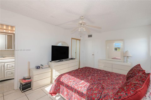 Copropriété à vendre à Lauderdale Lakes, Floride: 2 chambres, 93.83 m2 № 2013010 - photo 16