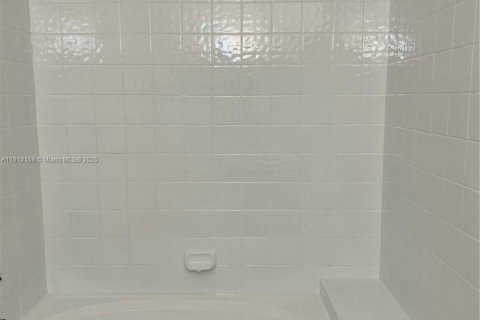 Villa ou maison à louer à Pembroke Pines, Floride: 3 chambres, 100.06 m2 № 1966812 - photo 8