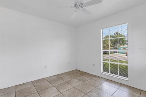 House in Sarasota, Florida 4 bedrooms, 179.3 sq.m. № 1654789 - photo 27