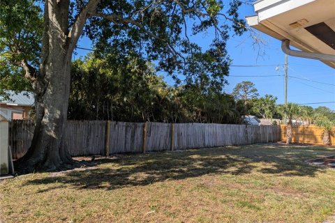 House in Sarasota, Florida 4 bedrooms, 179.3 sq.m. № 1654789 - photo 23