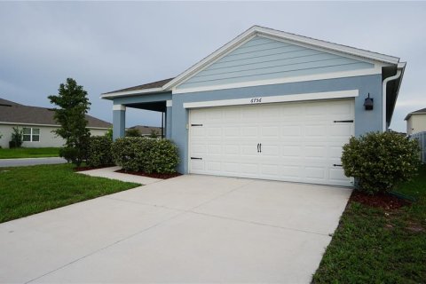 House in Saint Cloud, Florida 3 bedrooms, 150.5 sq.m. № 1916527 - photo 3