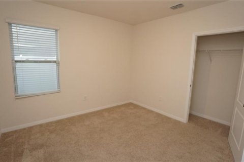House in Saint Cloud, Florida 3 bedrooms, 150.5 sq.m. № 1916527 - photo 17