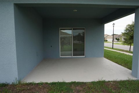 House in Saint Cloud, Florida 3 bedrooms, 150.5 sq.m. № 1916527 - photo 20