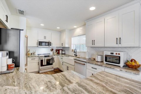 Casa en venta en Riverview, Florida, 4 dormitorios, 178.19 m2 № 1740472 - foto 11