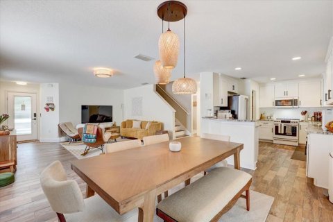 Casa en venta en Riverview, Florida, 4 dormitorios, 178.19 m2 № 1740472 - foto 8
