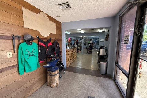 Propiedad comercial en alquiler en Ocala, Florida № 1675659 - foto 4