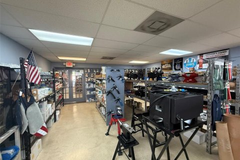 Propiedad comercial en alquiler en Ocala, Florida № 1675659 - foto 5