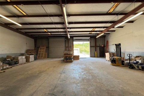 Propiedad comercial en alquiler en Ocala, Florida № 1675659 - foto 11