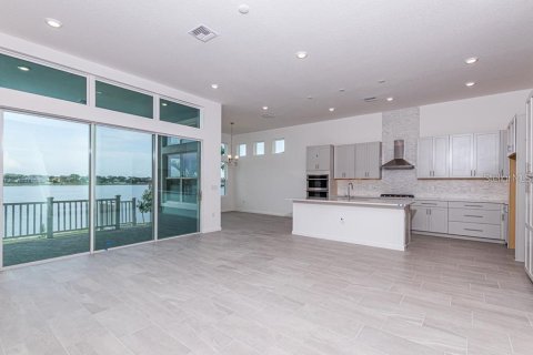 House in Apollo Beach, Florida 4 bedrooms, 283.54 sq.m. № 2277226 - photo 9