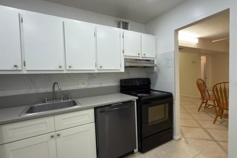 Appartement à louer à Boca Raton, Floride: 2 chambres, 92.44 m2 № 2380183 - photo 6
