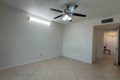 Appartement à louer à Boca Raton, Floride: 2 chambres, 92.44 m2 № 2380183 - photo 8