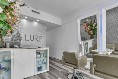 Propiedad comercial en Coral Gables, Florida № 2013934