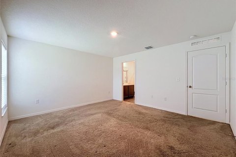 House in Poinciana, Florida 3 bedrooms, 134.43 sq.m. № 2222117 - photo 19