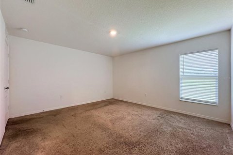 House in Poinciana, Florida 3 bedrooms, 134.43 sq.m. № 2222117 - photo 21