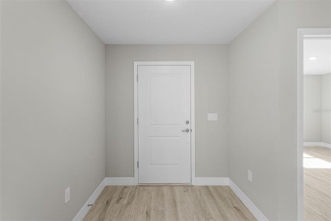 Casa en venta en North Port, Florida, 4 dormitorios, 167.22 m2 № 1390377 - foto 6