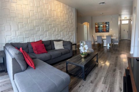 Villa ou maison à louer à Kissimmee, Floride: 4 chambres, 145.58 m2 № 2167323 - photo 25