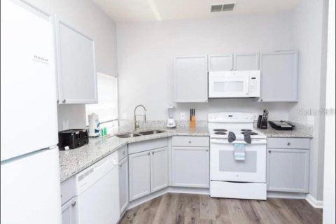 Villa ou maison à louer à Kissimmee, Floride: 4 chambres, 145.58 m2 № 2167323 - photo 11