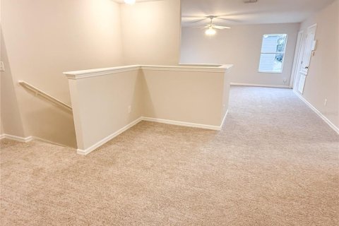 House in Kissimmee, Florida 5 bedrooms, 250.74 sq.m. № 1913087 - photo 13