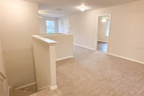 House in Kissimmee, Florida 5 bedrooms, 250.74 sq.m. № 1913087 - photo 12
