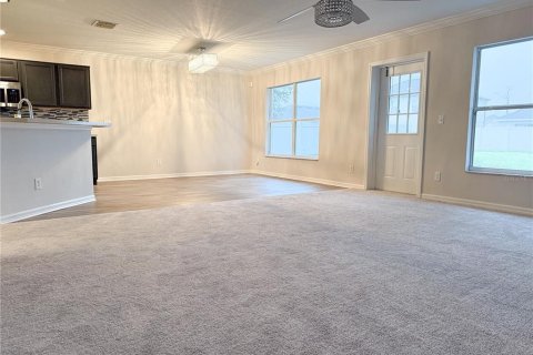 House in Kissimmee, Florida 5 bedrooms, 250.74 sq.m. № 1913087 - photo 6