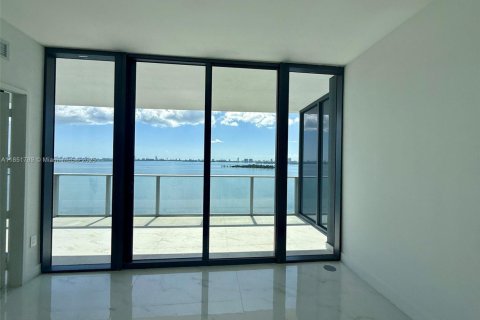 Copropriété à vendre à Miami, Floride: 3 chambres № 1871418 - photo 2