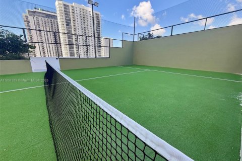 Copropriété à vendre à Miami, Floride: 3 chambres № 1871418 - photo 17