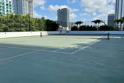 Copropriété à vendre à Miami, Floride: 3 chambres № 1871418 - photo 16