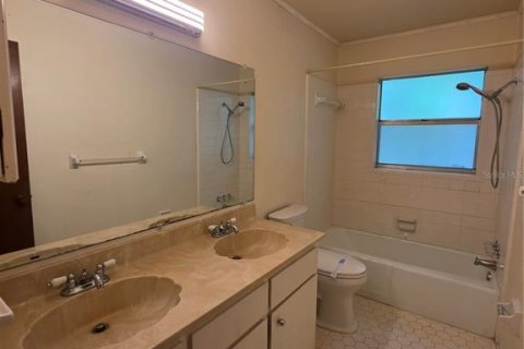 Villa ou maison à louer à Lakeland, Floride: 3 chambres, 126.9 m2 № 2408283 - photo 17