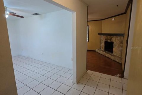 Villa ou maison à louer à Lakeland, Floride: 3 chambres, 126.9 m2 № 2408283 - photo 3