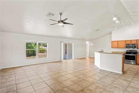 Casa en venta en Spring Hill, Florida, 4 dormitorios, 207.73 m2 № 1680891 - foto 11