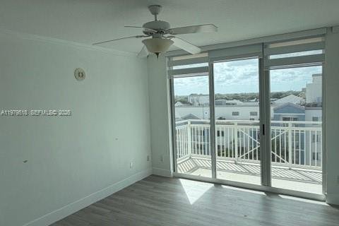 Снять в аренду кондоминиум в Майами, Флорида 2 спальни, 99.59м2, № 2050785 - фото 6