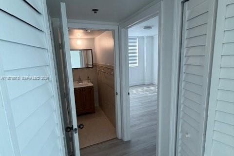 Снять в аренду кондоминиум в Майами, Флорида 2 спальни, 99.59м2, № 2050785 - фото 10