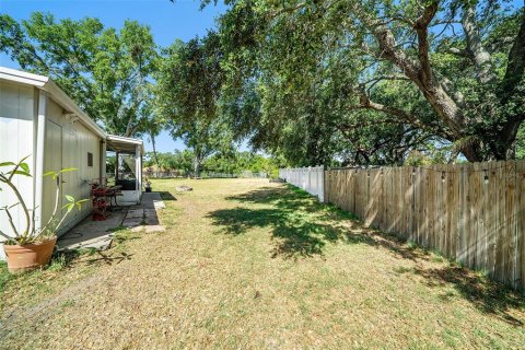 House in Palm Harbor, Florida 3 bedrooms, 142.51 sq.m. № 1907314 - photo 29