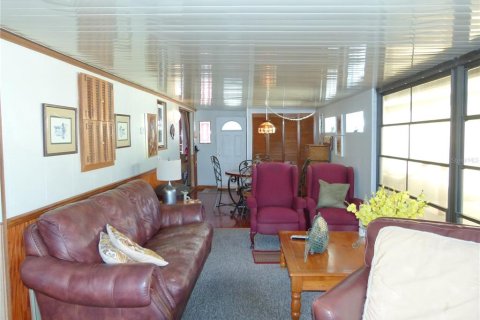 Condo in Okeechobee, Florida, 1 bedroom  № 1512310 - photo 3