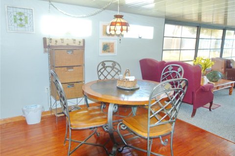 Condo in Okeechobee, Florida, 1 bedroom  № 1512310 - photo 20