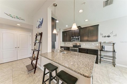 Copropriété à vendre à Sarasota, Floride: 2 chambres, 129.78 m2 № 2434509 - photo 12
