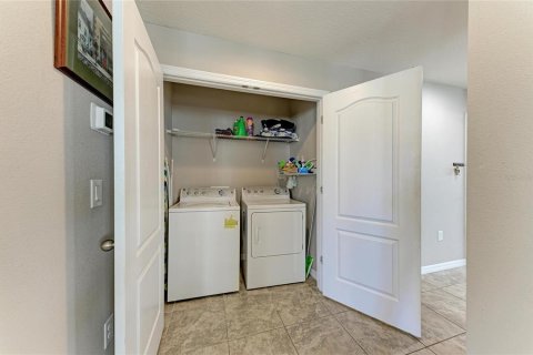 Copropriété à vendre à Sarasota, Floride: 2 chambres, 129.78 m2 № 2434509 - photo 30