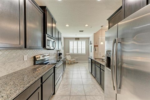 Copropriété à vendre à Sarasota, Floride: 2 chambres, 129.78 m2 № 2434509 - photo 16