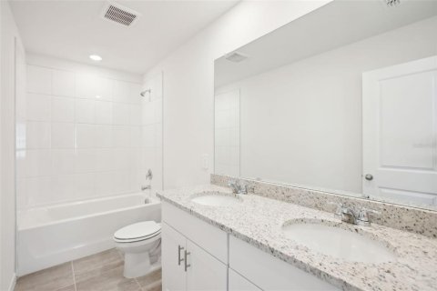House in Brooksville, Florida 4 bedrooms, 201.41 sq.m. № 1805186 - photo 26