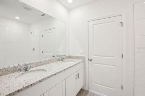 House in Brooksville, Florida 4 bedrooms, 201.41 sq.m. № 1805186 - photo 9