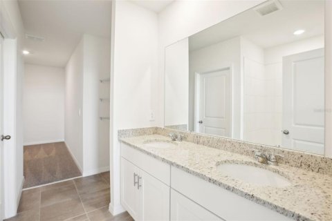 House in Brooksville, Florida 4 bedrooms, 201.41 sq.m. № 1805186 - photo 8