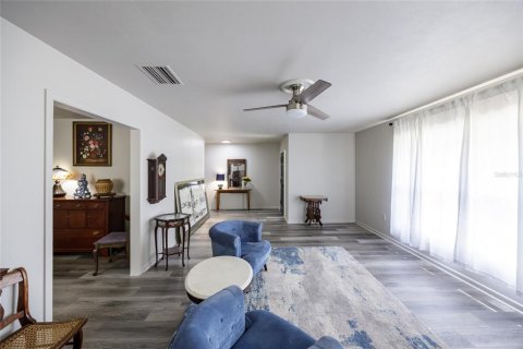 Villa ou maison à vendre à Gainesville, Floride: 4 chambres, 258.27 m2 № 1919380 - photo 13