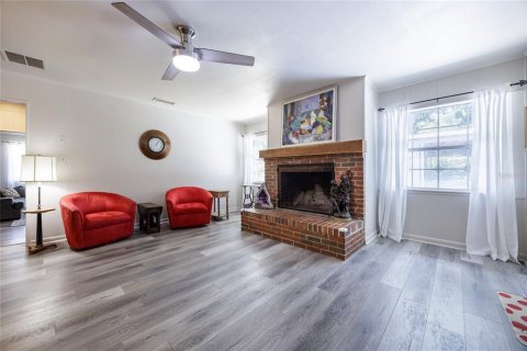 Villa ou maison à vendre à Gainesville, Floride: 4 chambres, 258.27 m2 № 1919380 - photo 20
