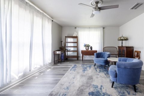 Villa ou maison à vendre à Gainesville, Floride: 4 chambres, 258.27 m2 № 1919380 - photo 8