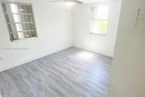 Купить виллу или дом в Майами, Флорида 7 спален, 222.41м2, № 1997597 - фото 13